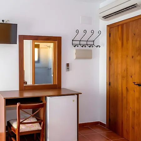 Estudio Sin Cocina Con Terraza Parking Y Aire Acondicionado